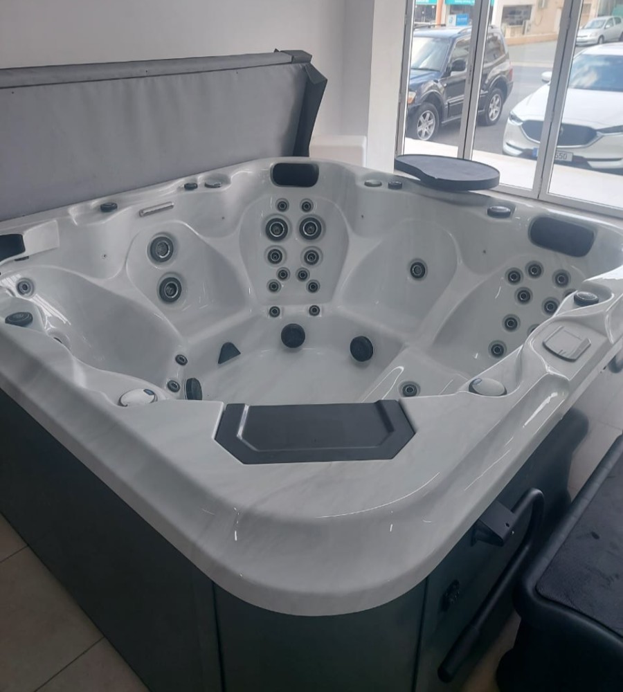 Konnos VI (Sterling Silver) + Upgrades - Pre-loved