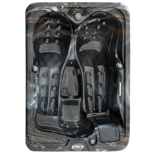 Three-person Crystec spa with two loungers, one seat, and 38 hydrotherapy jets